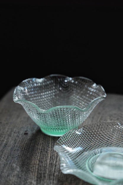 日本製 · SY FASHION GLASS 昭和琉璃馬卡龍漸變綠色波浪口甜品碗